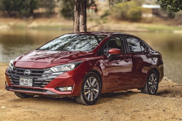 Nissan Versa
